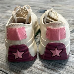 NWOT, Converse platform sneakers, men’s size 9, women’s size 10.5